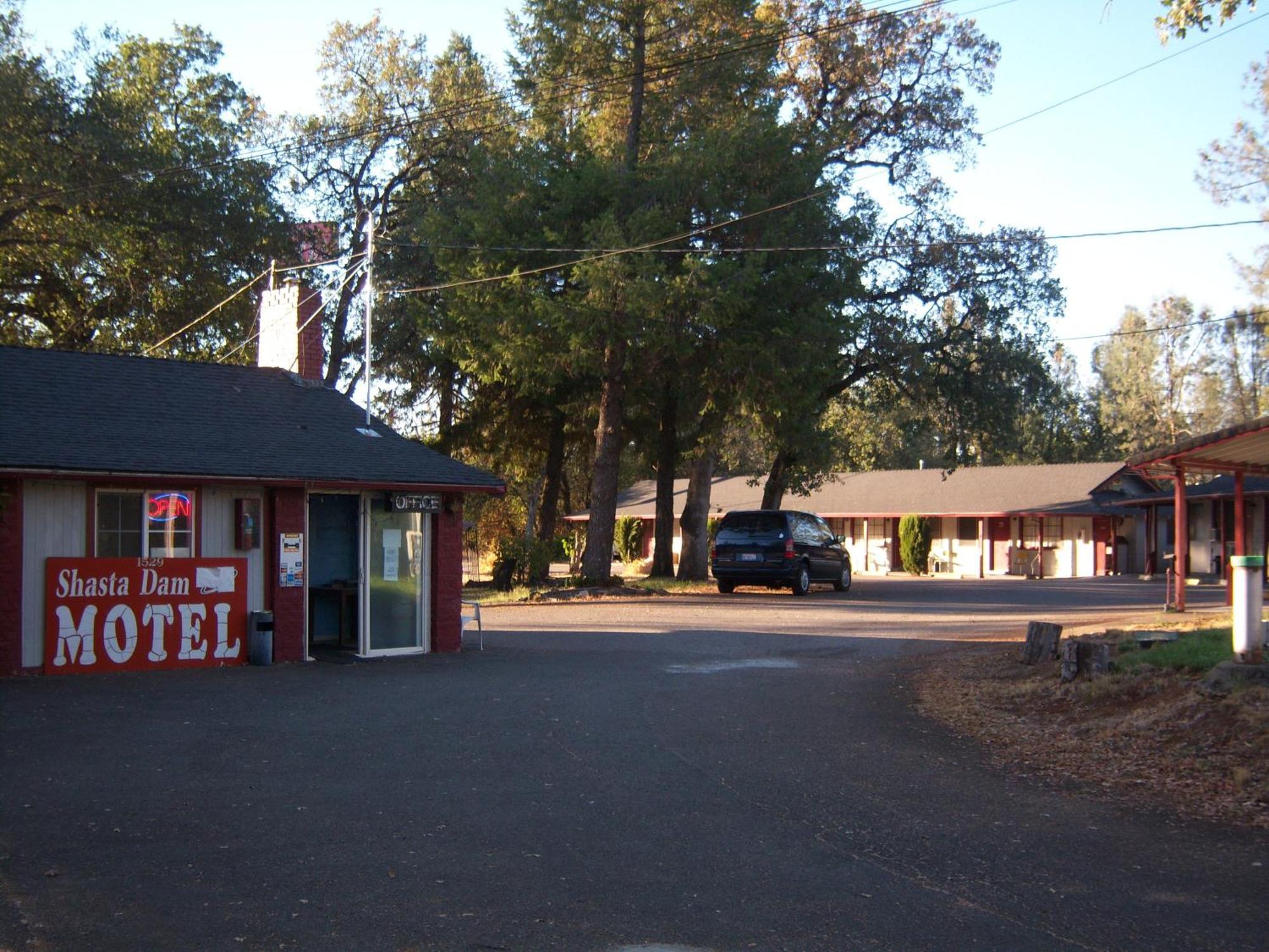 Shasta Dam Motel 샤스타호 외부 사진